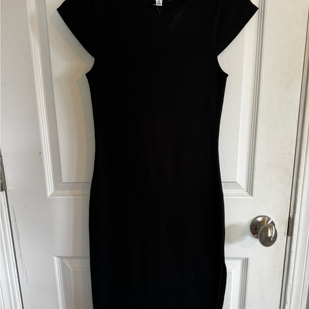 BB Dakota Little Black Midi Dress